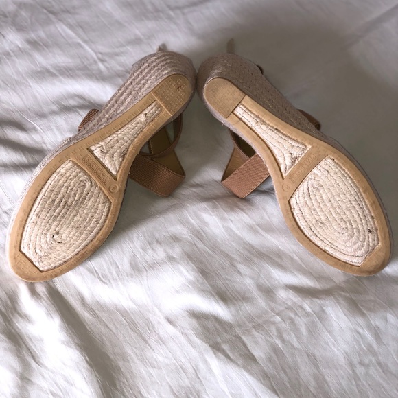 Talbots Two Tone Wedges - Picture 6 of 10